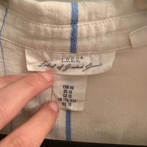 Blue and cream striped button up - Picture 3 of 3